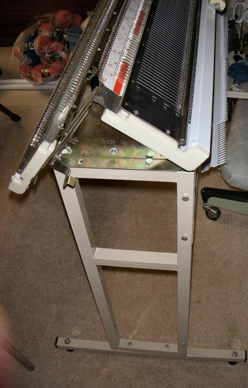 Artisan 70D | Knitting Machine